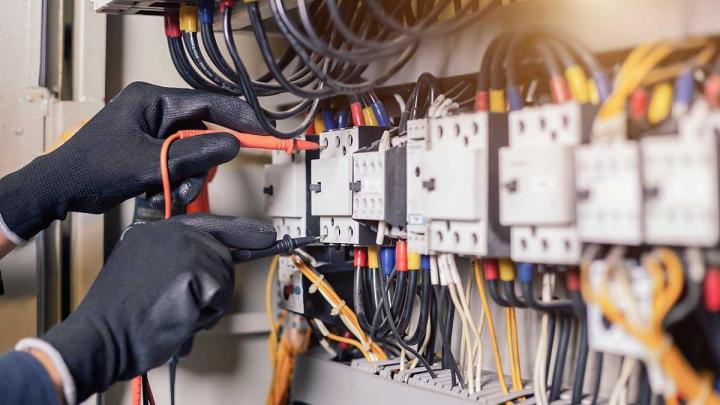 Électricité dans le Var